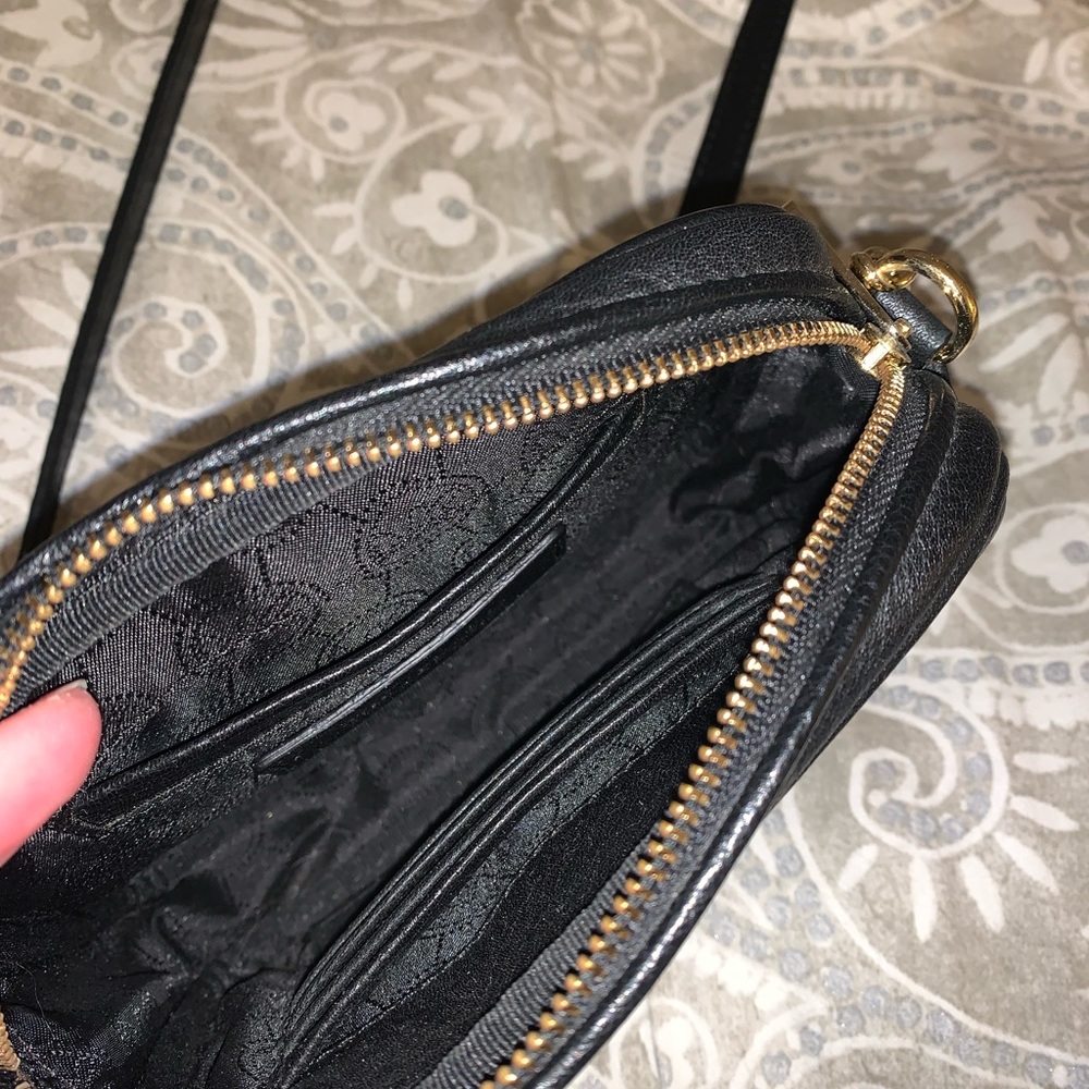 Michael Kors crossbody - Picture 3 of 5